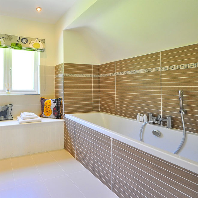 Which baths are best for tall people Luna Spas
