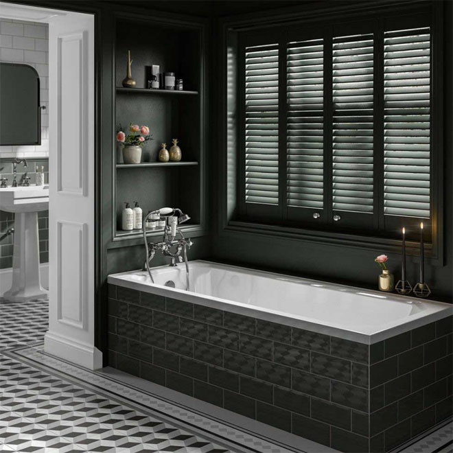 Trojan Art Deco Luxury Whirlpool bath at LunaSpas.com